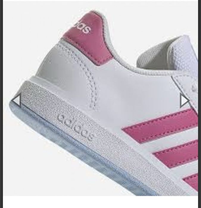 Дамски кецове Adidas