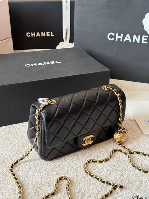 Geanta Chanel piele