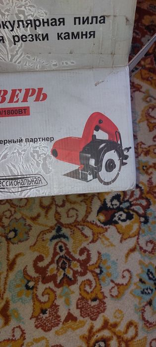 Продам  электрический  лобзик