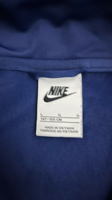 Eкип Nike
