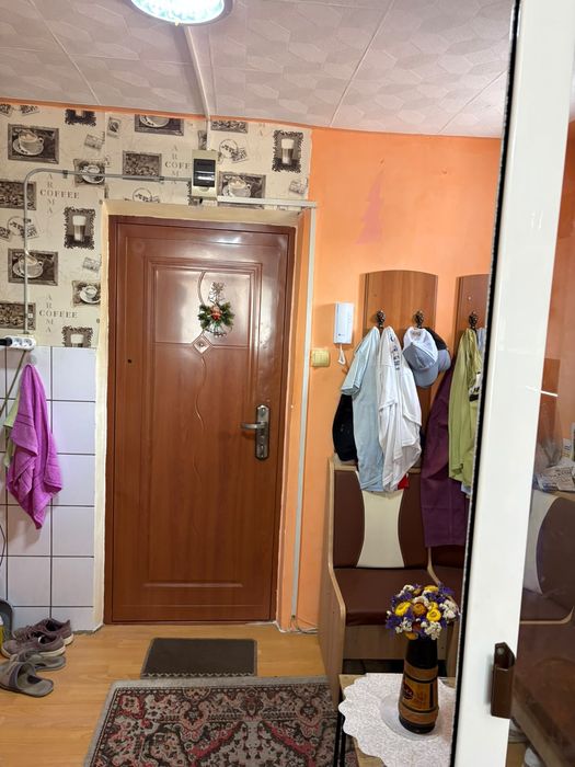 Proprietar vând garsoniera/camera de camin