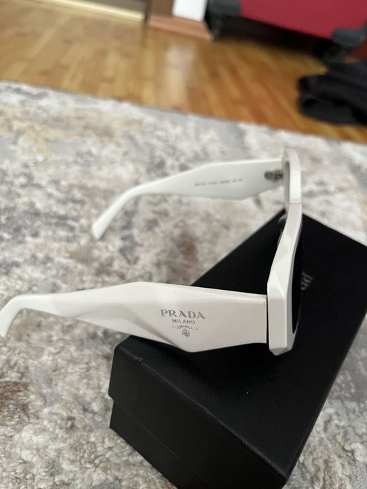 Ochelari de soare Prada alb