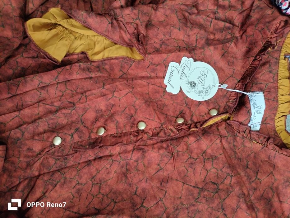 Халаттар сатылады