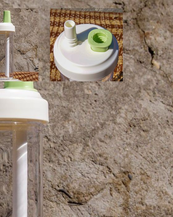 Стильная чашка 500 мл. с крышкой. Белая/Зеленая.