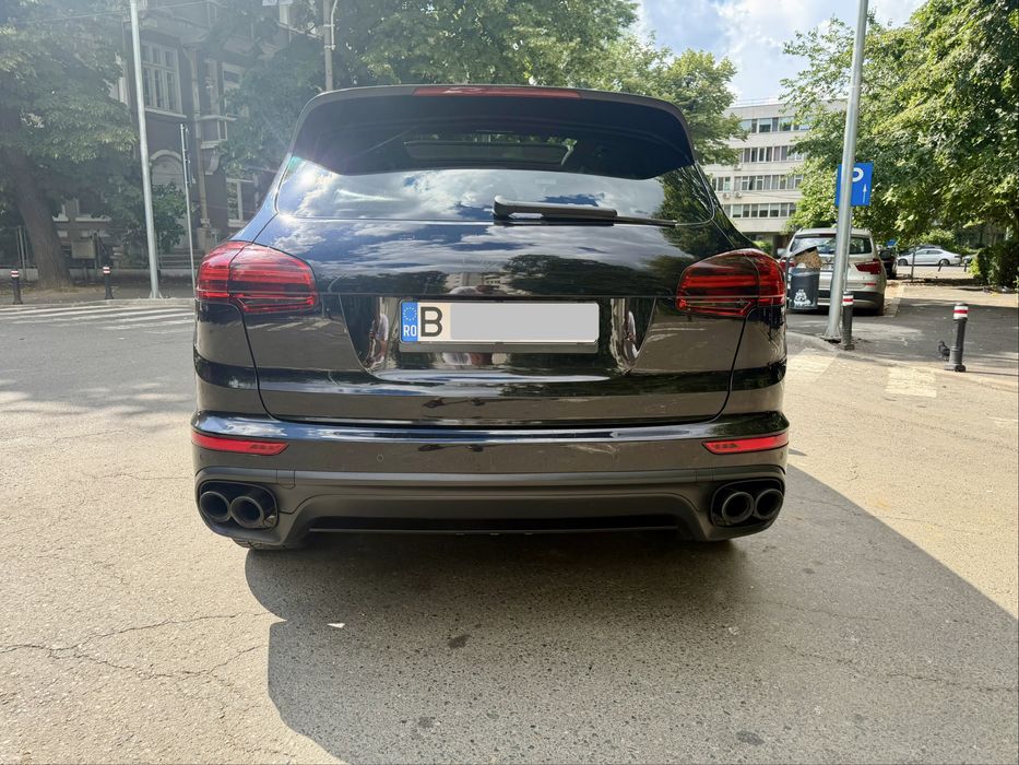 PORSCHE Cayenne 2016 — imagine 3