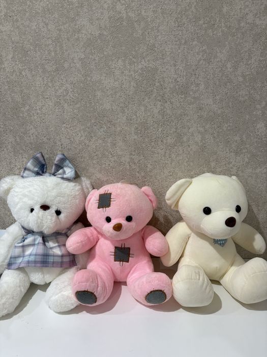 Продам мягкие игрушки мишки