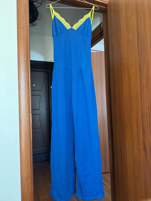 Секси Virgin wear гащеризони с гол гръб, шити в Италия. Чисто нови!