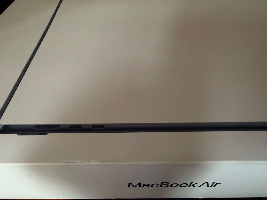 Apple MacBook Air 2025 M4 15"