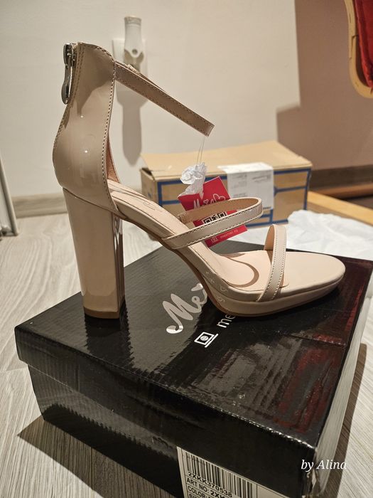 Sandale nude toc gros 38