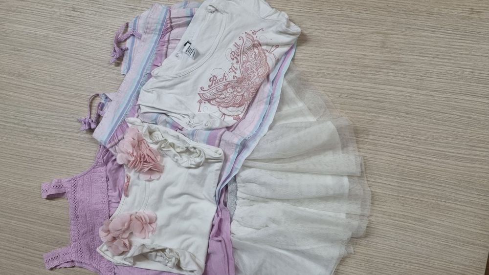 Fuste și salopete 6-7 ani