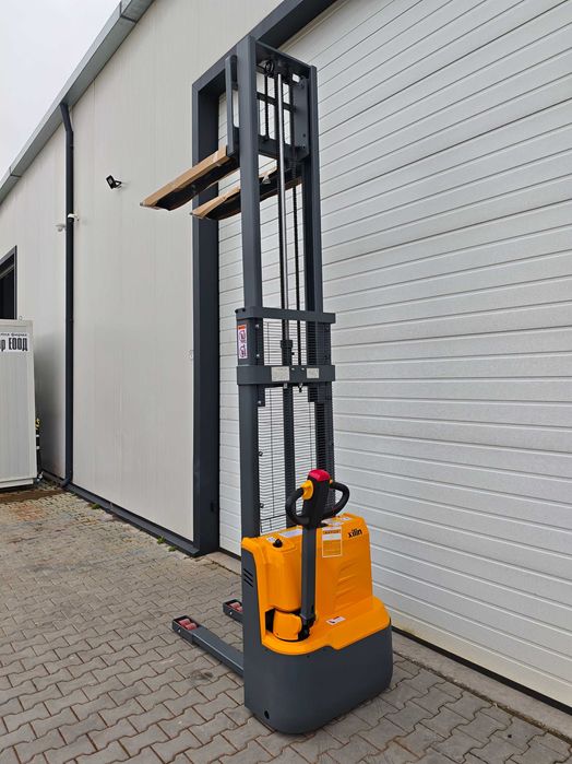 Електрически стакер Xilin CDD 1.2-5 3-3.5