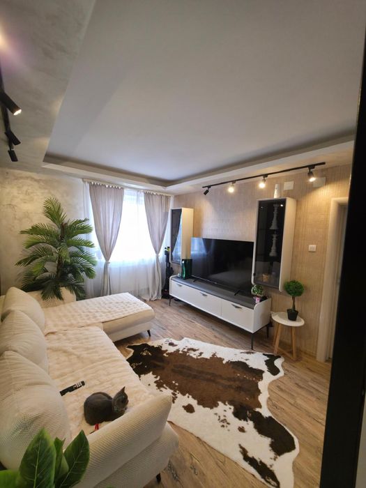 Apartament 2 camere decomandat