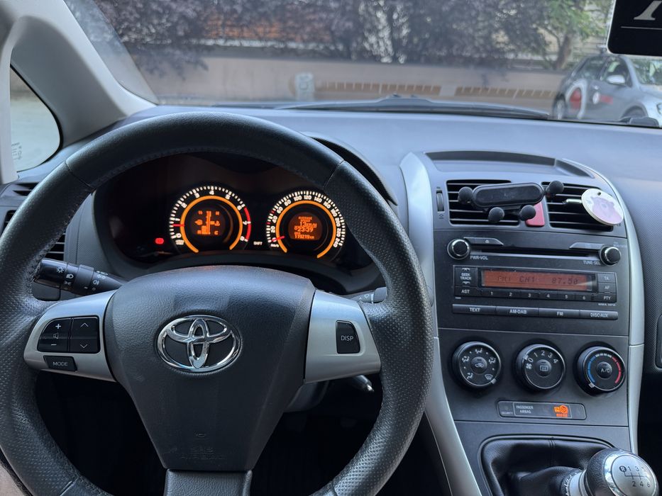 Toyota Auris 2012 1.33
