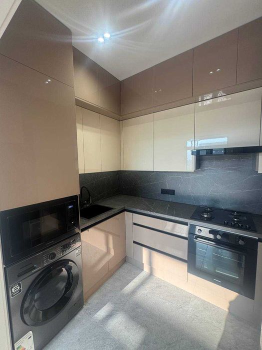 Minor-River yangi uy-turar joy majmuasida 3-xonali xonadon sotiladi!