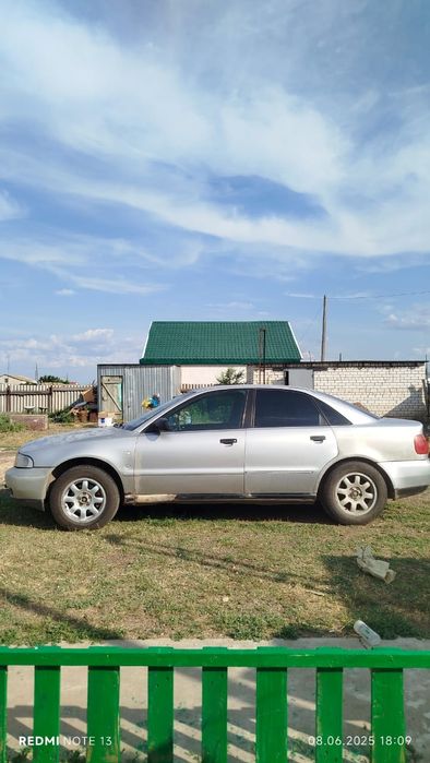 Машина сатылады ...