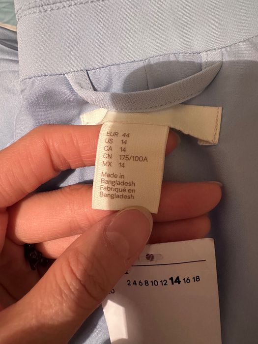 Продам пиджак женский HM