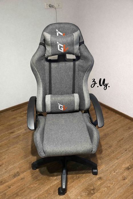 Ергономичен геймърски стол