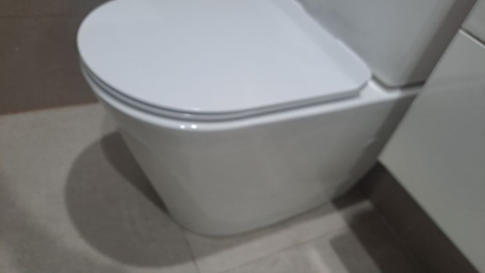 Продам унитаз в хорошем состоянии