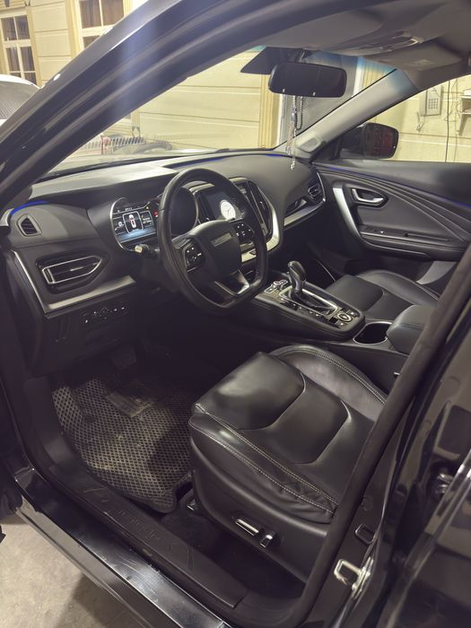 Jetour x70 sotiladi