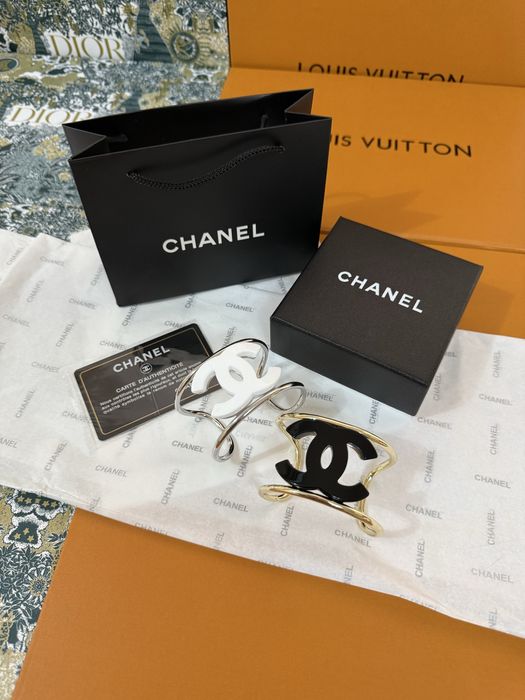 Дизайнерска дамска гривна New Season