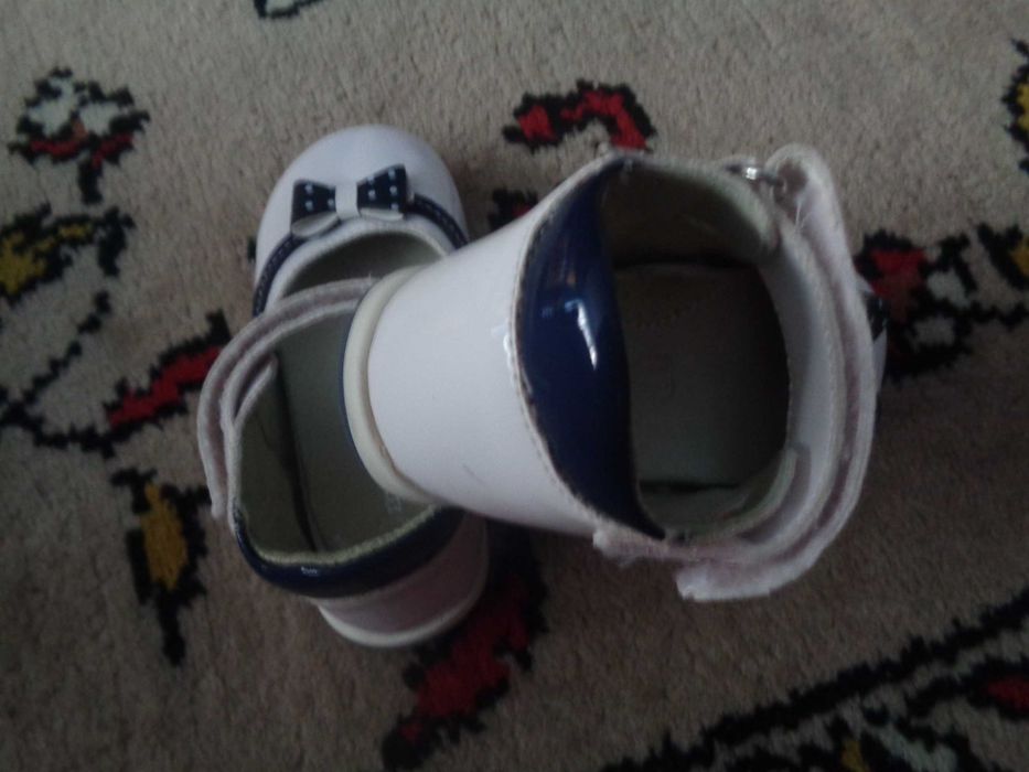 Vand pantofiori fetita 6.