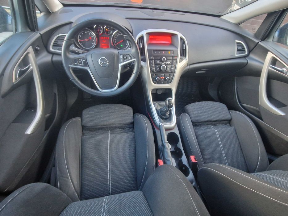 OPEL Astra 2010 — imagine 5