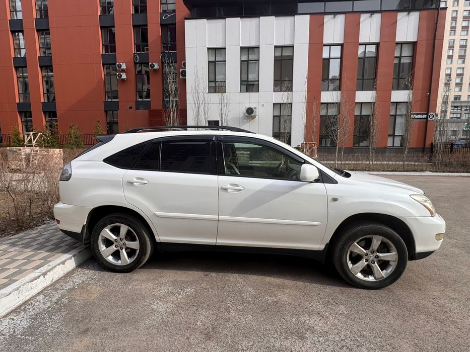 Продам лексус rx 350