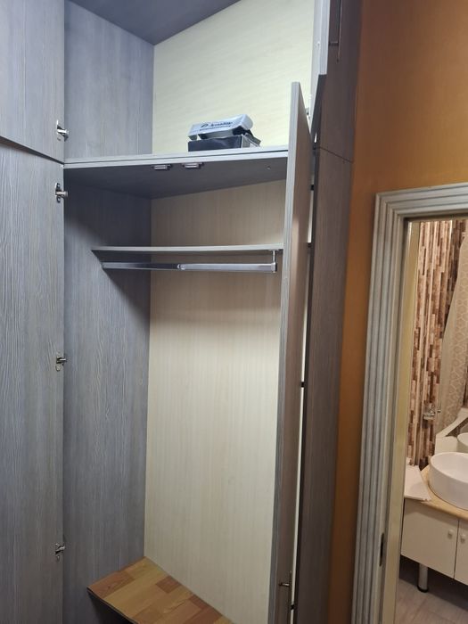 Продаю шкаф для одежды недорого