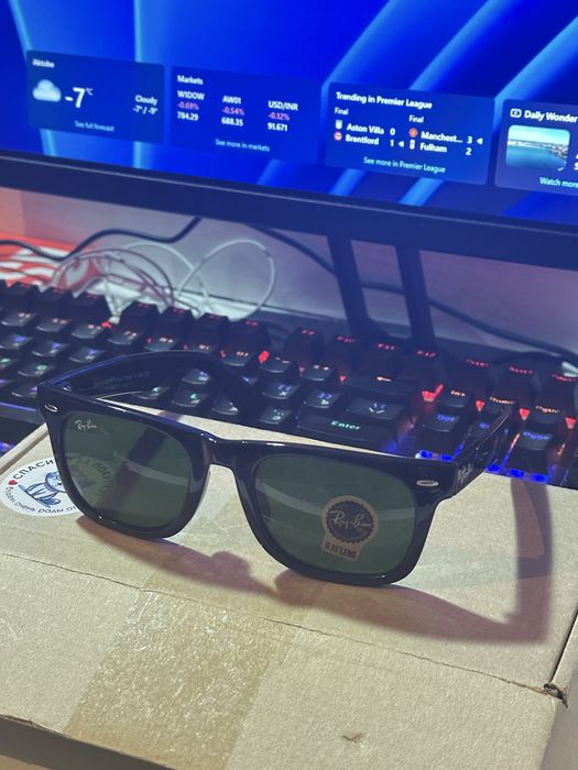 Очки солнцезащитные