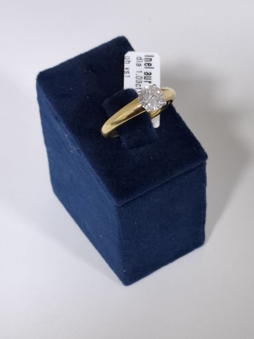 Inel aur 18k cu diamant