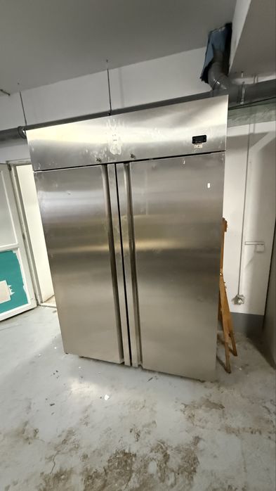 Dulap congelator/vitrina de expunere