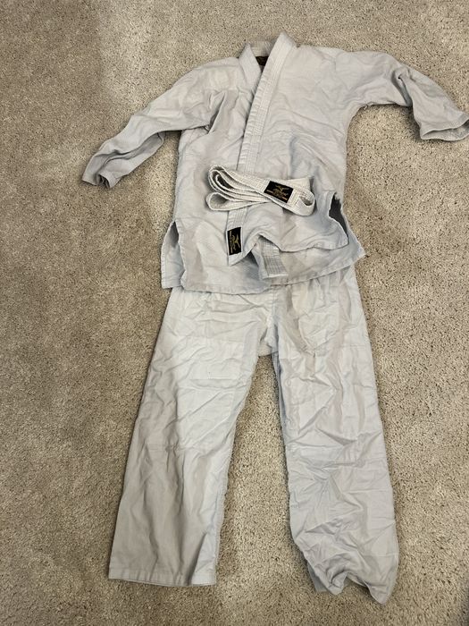 Кимоно для дзюдо/каратэ