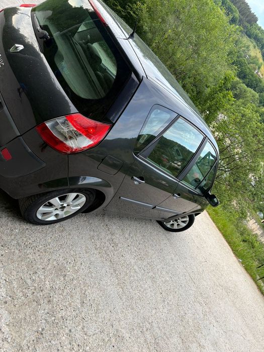 Renault scenic 2 1.6 16 valve