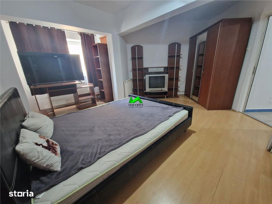 Apartament de vanzare 2 camere decomandate Sibiu Strand — fotografia 1