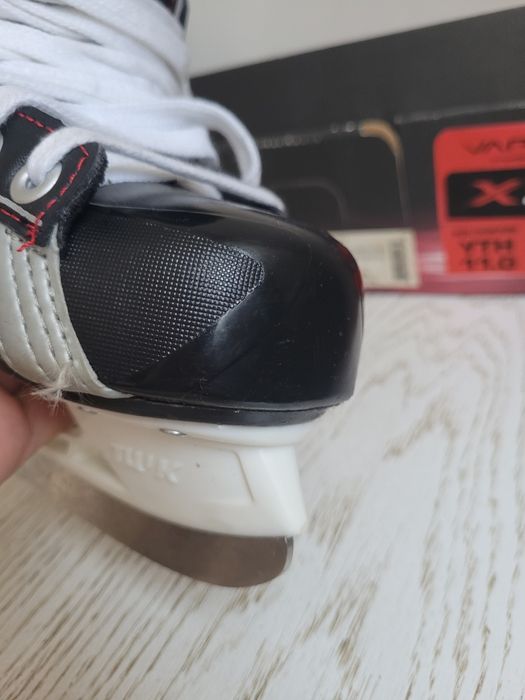 Хокейные коньки детские