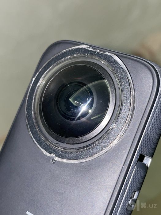 insta 360 x3 camera