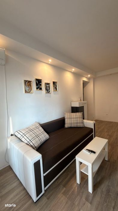 2 camere,bucătărie separată, vedere la piscină, parcare, în Cosmopolis