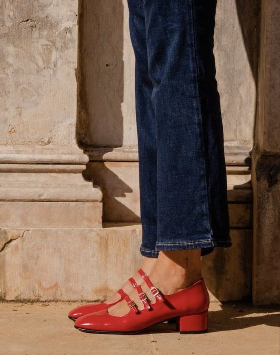 Продаю туфли Мэри Джейн