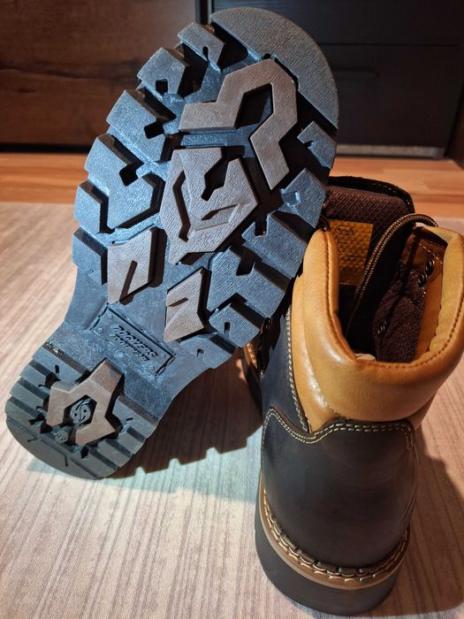 Dr.Marten's,Jack&Jones,Bugatti,Dockers мъжки боти