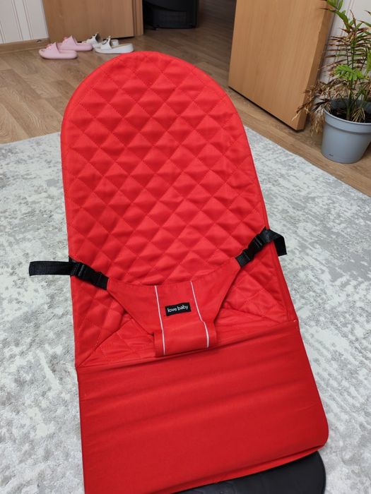 Продам шезлонг детский