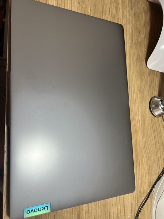 Lenovo IdeaPad Slim i5-12450H / 16GB RAM / SSD 512GB / Win11