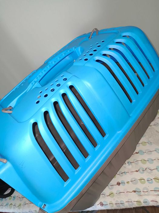 Продам переноску для животных