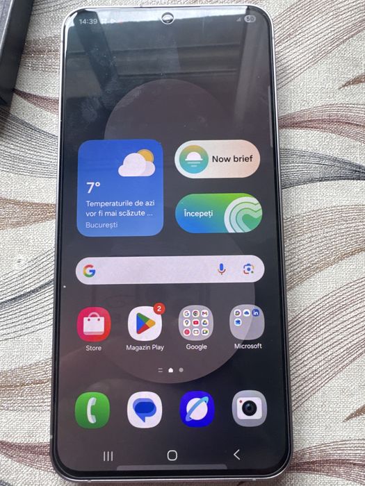 Samsung s25 FE 128 gb NOU