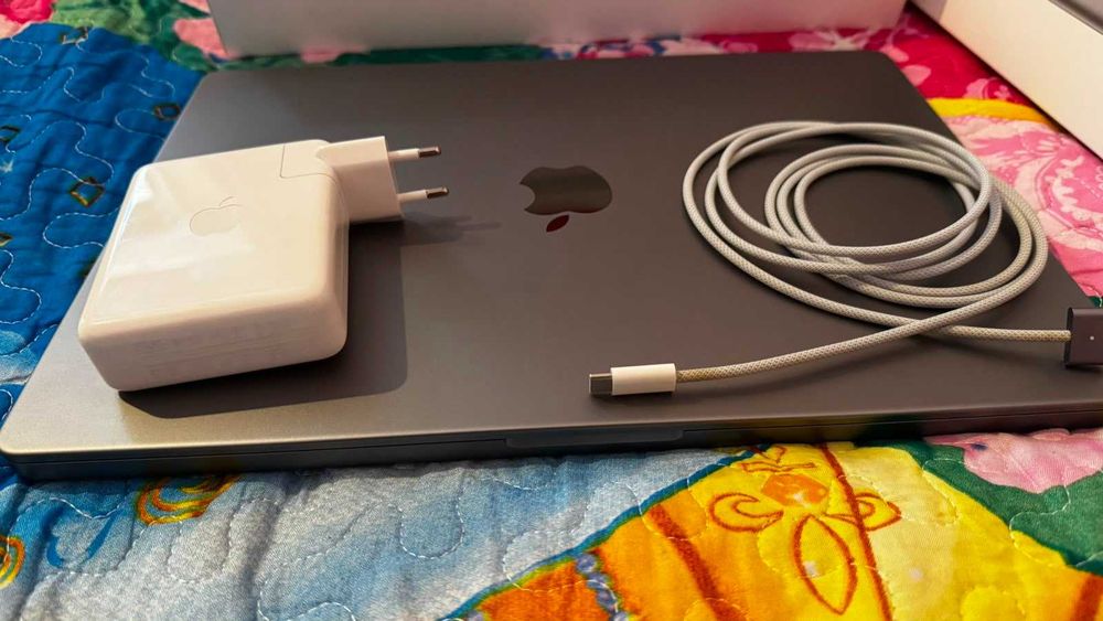 Apple MacBook Pro M2 Max 2023