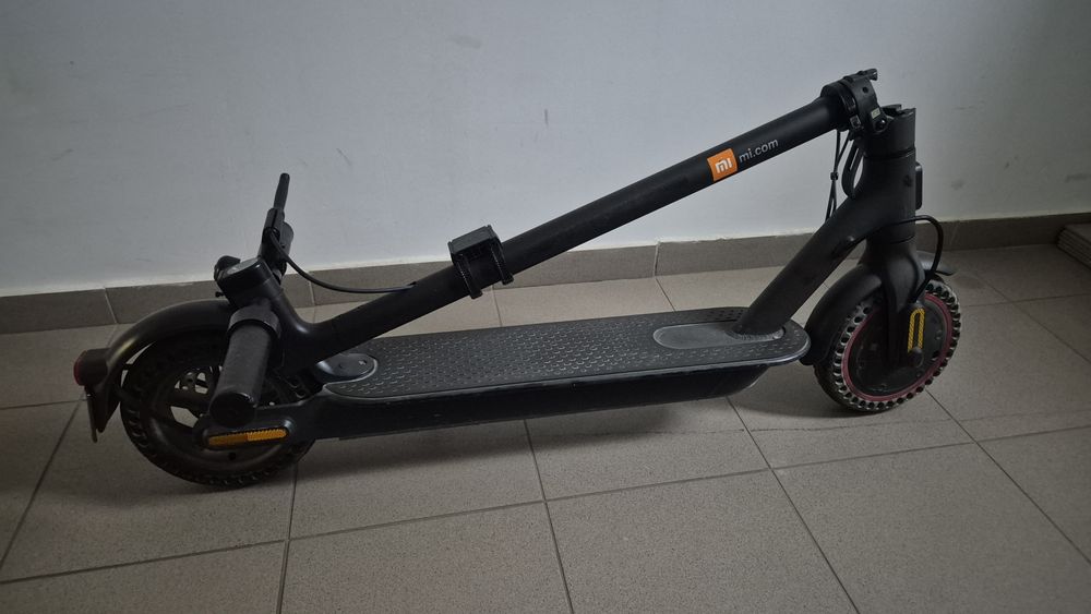 Trotineta Xiaomi Mi Pro2