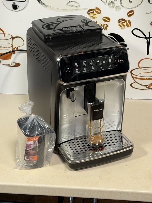 Кафемашина кафе автомат Philips EP3246 с гаранция