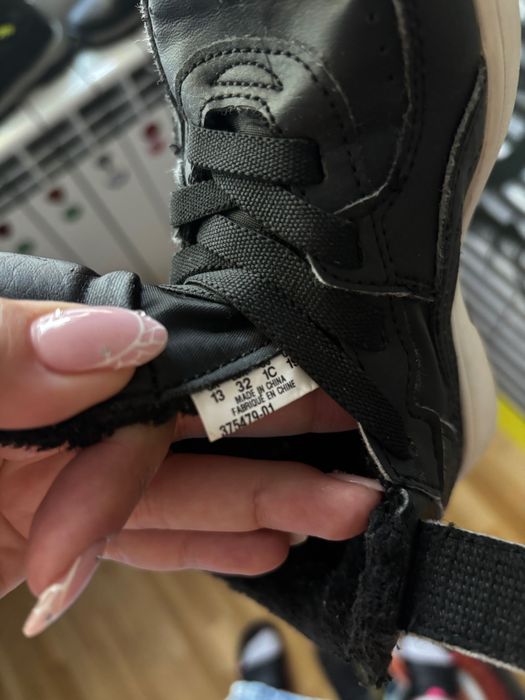 Детски черни маратонки Puma, 32 размер