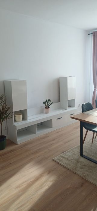 Ofer spre închiriere apartament 2 camere