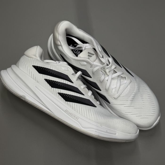 Кроссовки Adidas Supernova Ease, размер 42-43, новые, оригинал