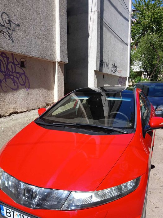 Vând mașină Honda Civic 1,8 i-vtec Hatchback
